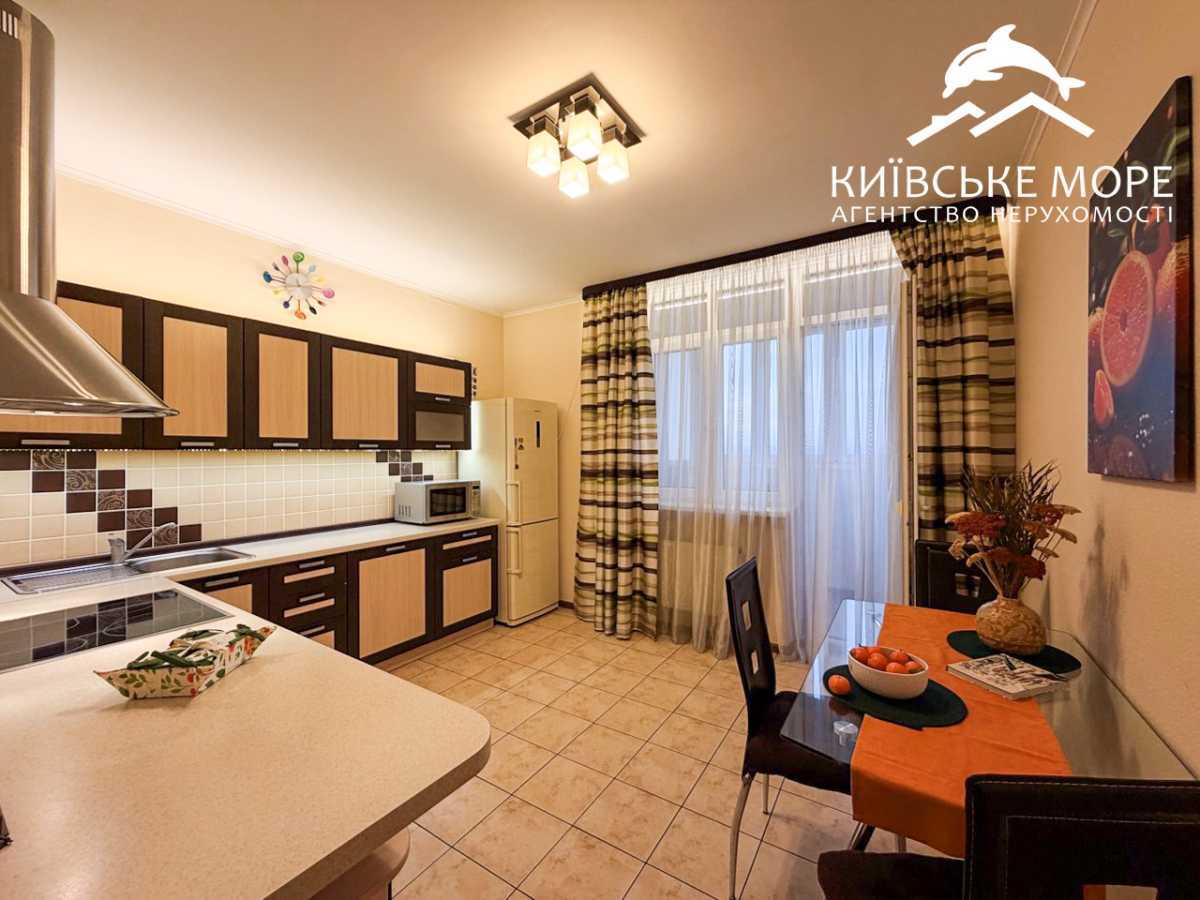 Продажа 1-комнатной квартиры 52 м², Воскресенская ул., 12А