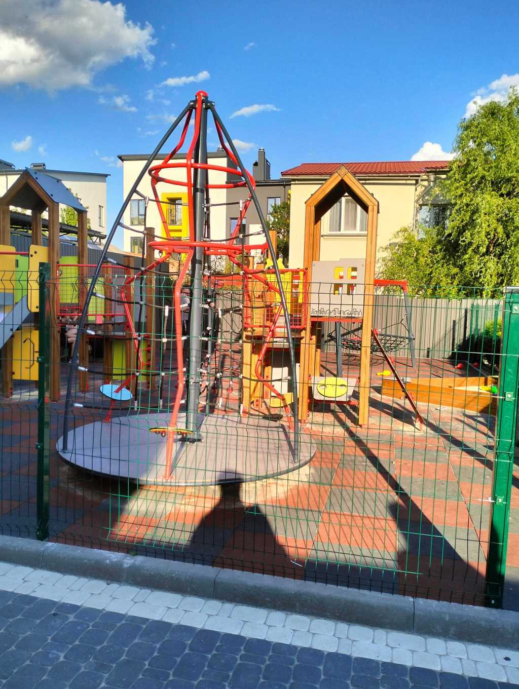 Продажа 1-комнатной квартиры 37 м², Яровая ул., 216