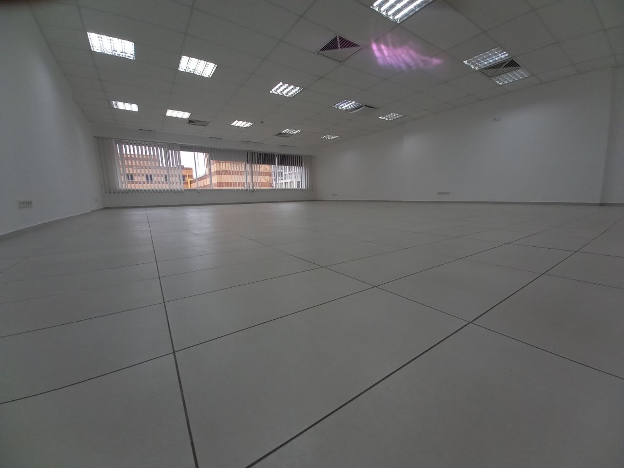 Аренда офиса 1680 м², Исполкомовская ул., 53