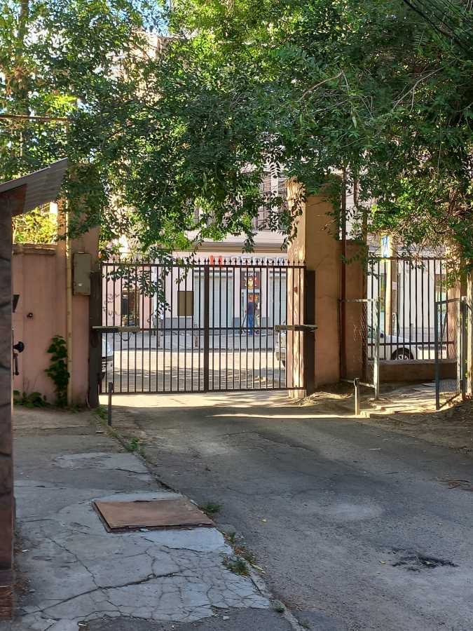 Аренда 3-комнатной квартиры 75 м², Дмитрия Яворницкого просп., 44