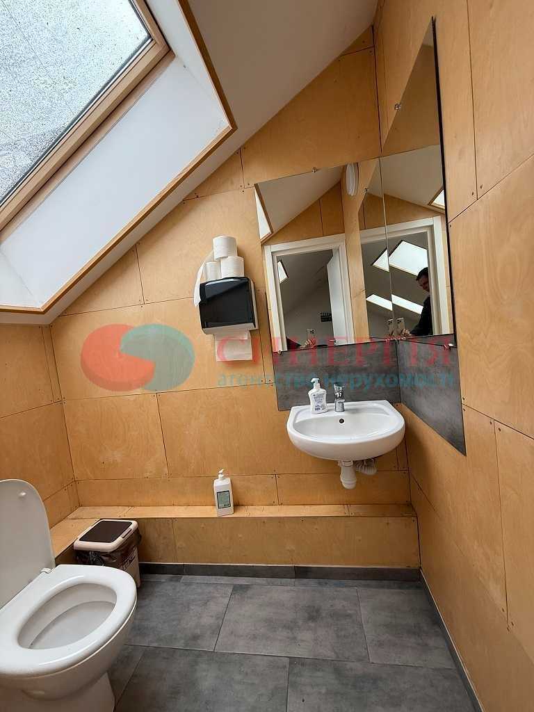 Продаж офісу 518 м², Гоголівська вул.