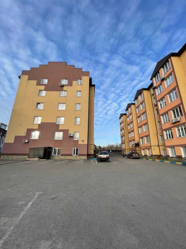 Продаж 1-кімнатної квартири 37.2 м², Зоряна вул.