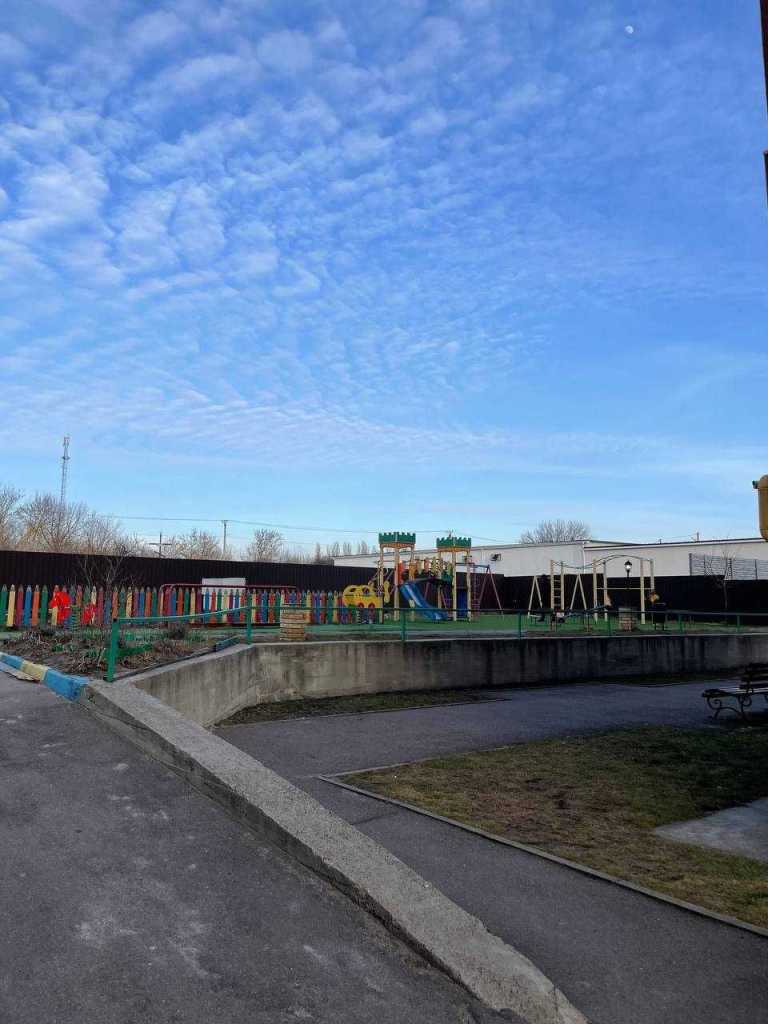 Продаж 1-кімнатної квартири 37.2 м², Зоряна вул.