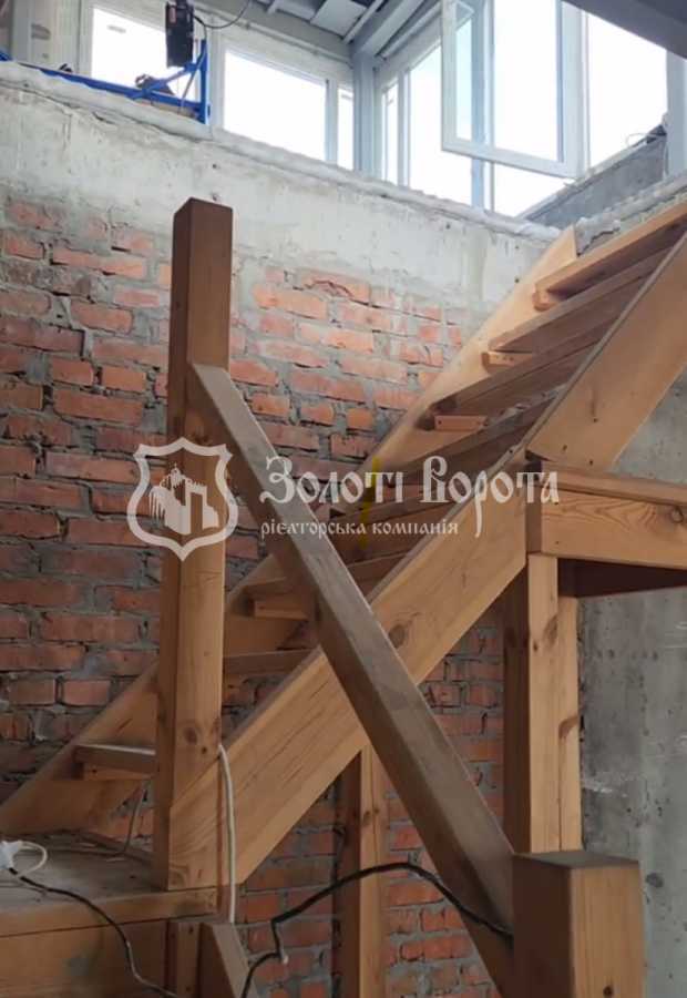 Продаж 3-кімнатної квартири 148 м², Берестейський, 67