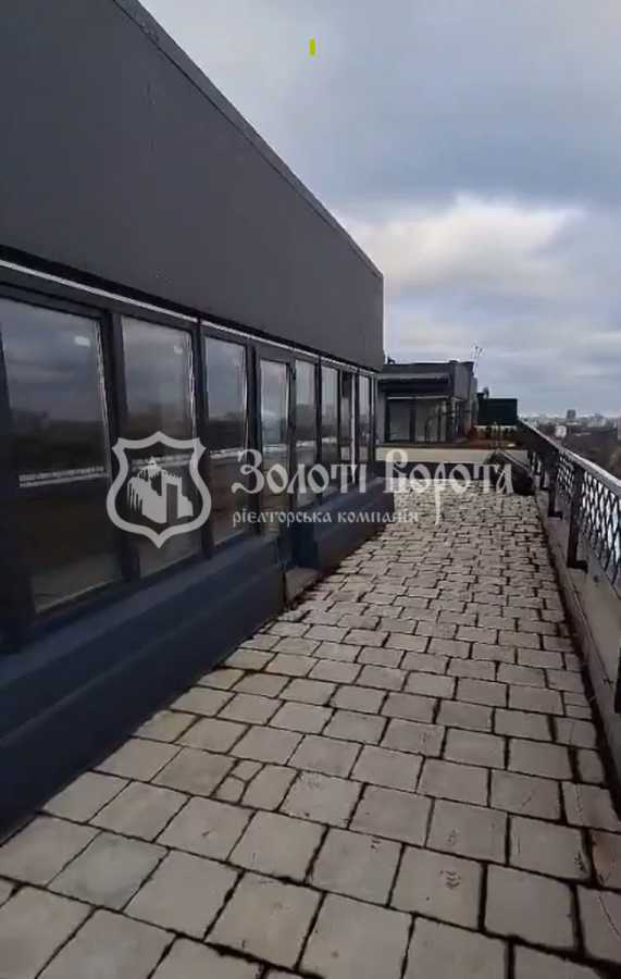 Продаж 3-кімнатної квартири 148 м², Берестейський, 67