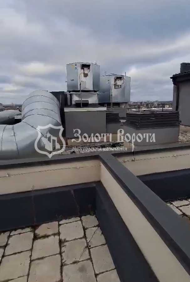 Продаж 3-кімнатної квартири 148 м², Берестейський, 67