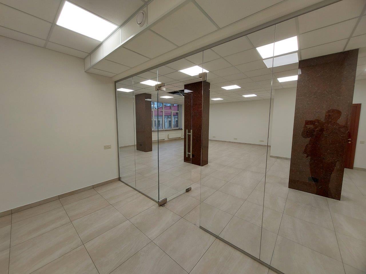 Оренда офісу 119 м², Нижній Вал вул.