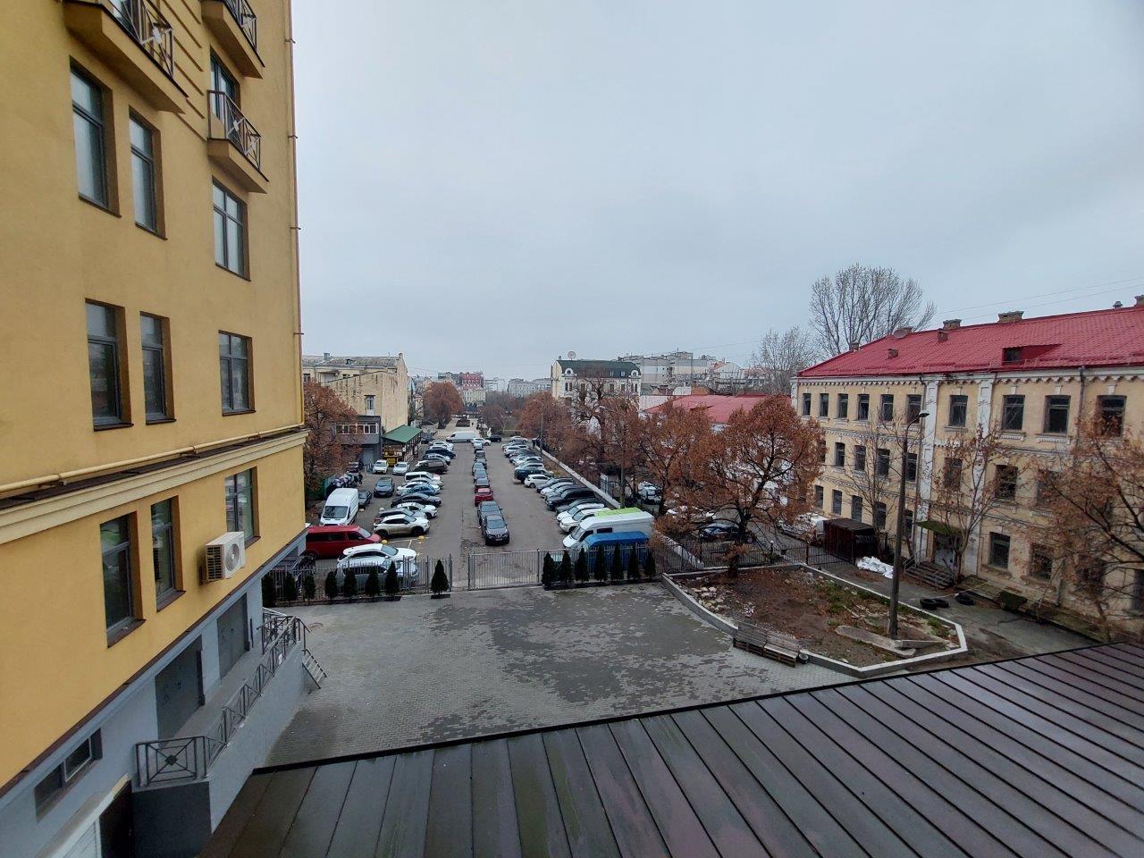 Оренда офісу 119 м², Нижній Вал вул.