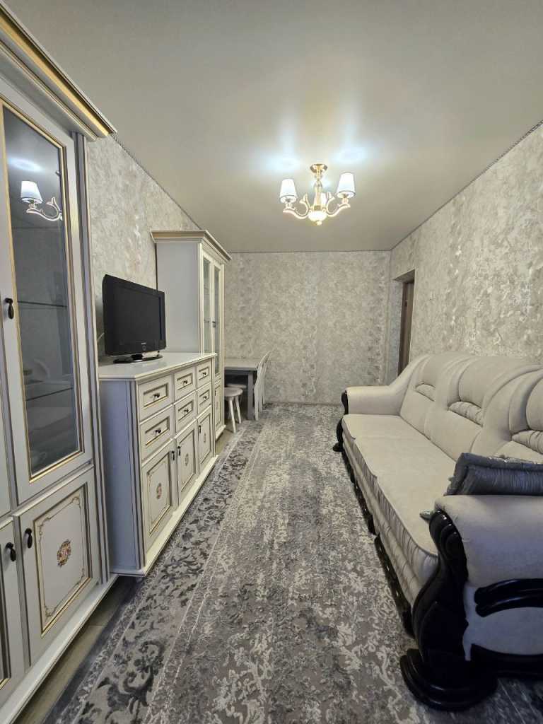 Продаж 2-кімнатної квартири 43 м², Січневого Прориву вул.