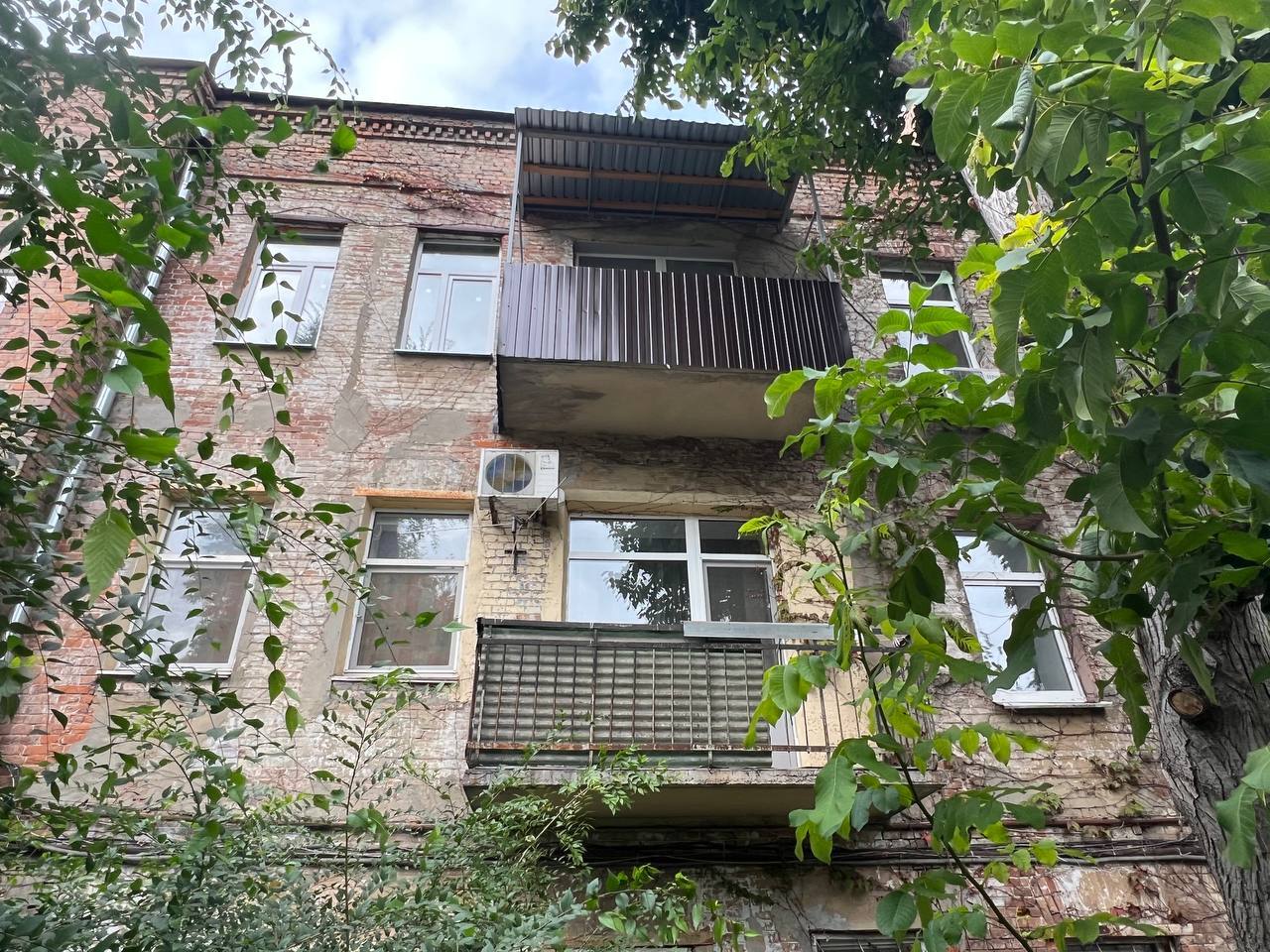 Продажа 1-комнатной квартиры 42 м², Дмитрия Яворницкого просп.