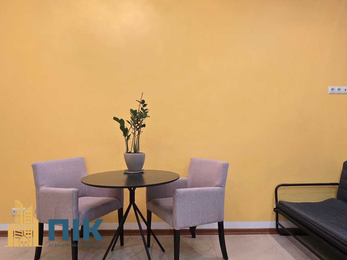 Продаж 4-кімнатної квартири 152 м², Героїв Сталінграда просп., 8 К1