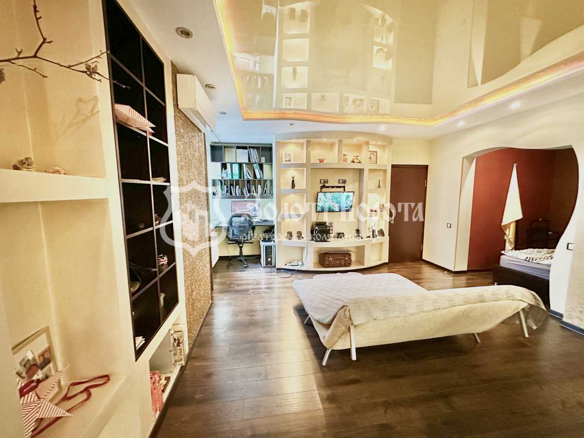 Продажа 2-комнатной квартиры 67.2 м², Кольцова бул., 14К