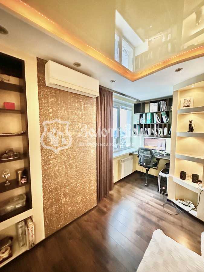 Продажа 2-комнатной квартиры 67.2 м², Кольцова бул., 14К