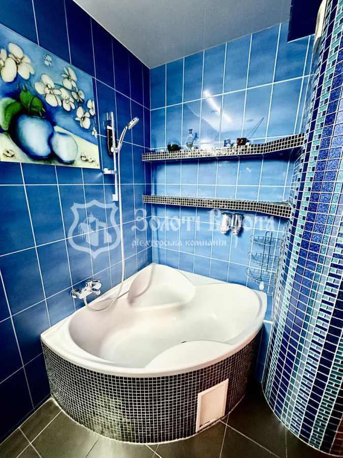 Продажа 2-комнатной квартиры 67.2 м², Кольцова бул., 14К