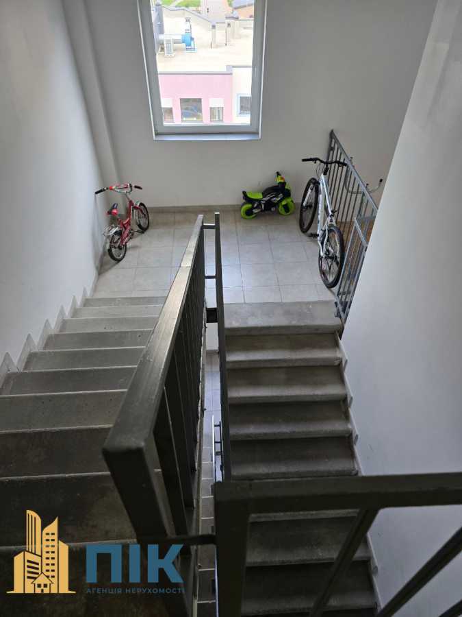 Продажа 2-комнатной квартиры 59 м², Героев Крут ул., 16