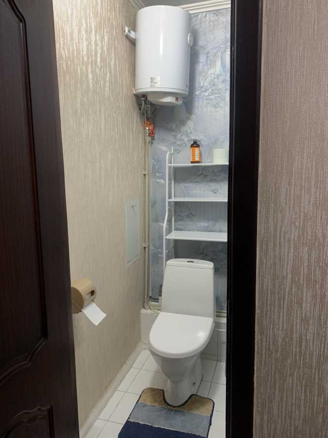 1-комнатная квартира посуточно 41 м², Набережно-Крещатицкая ул., 11