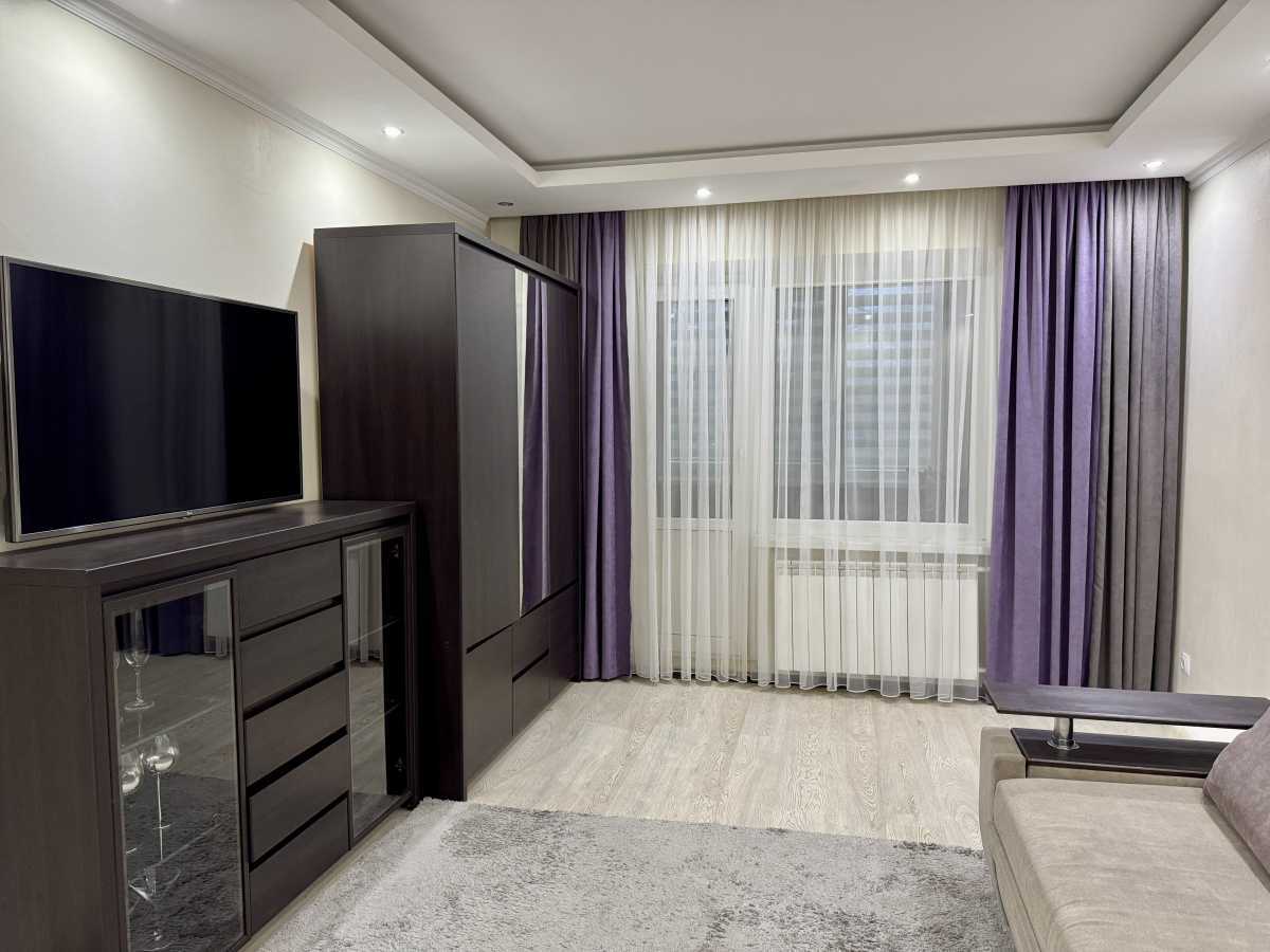 Продаж 3-кімнатної квартири 75 м², Федори Пушиної вул., 49