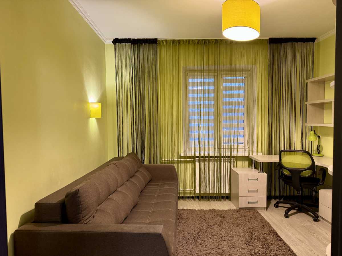 Продаж 3-кімнатної квартири 75 м², Федори Пушиної вул., 49