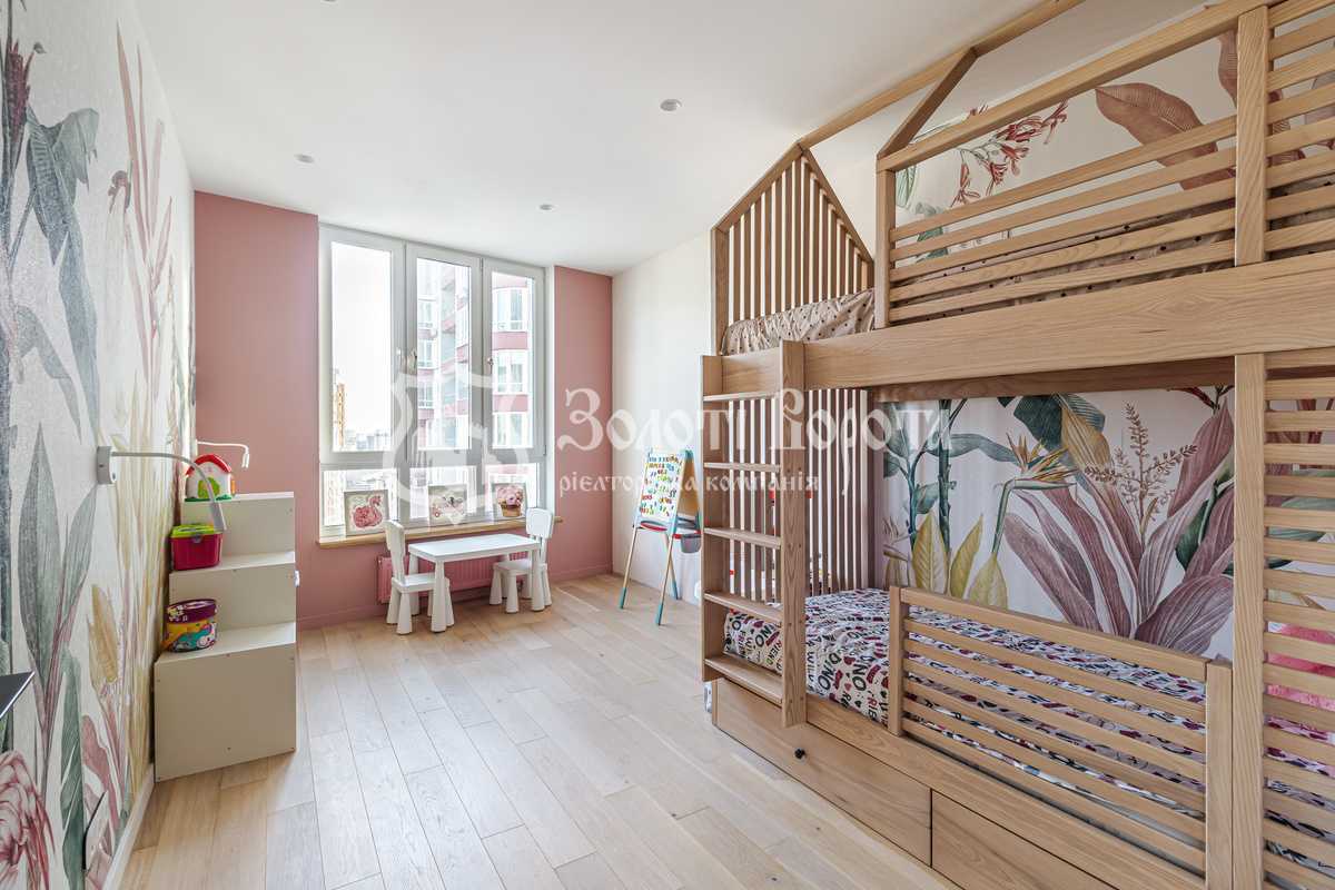 Продаж 2-кімнатної квартири 62.3 м², Каховська вул., 62