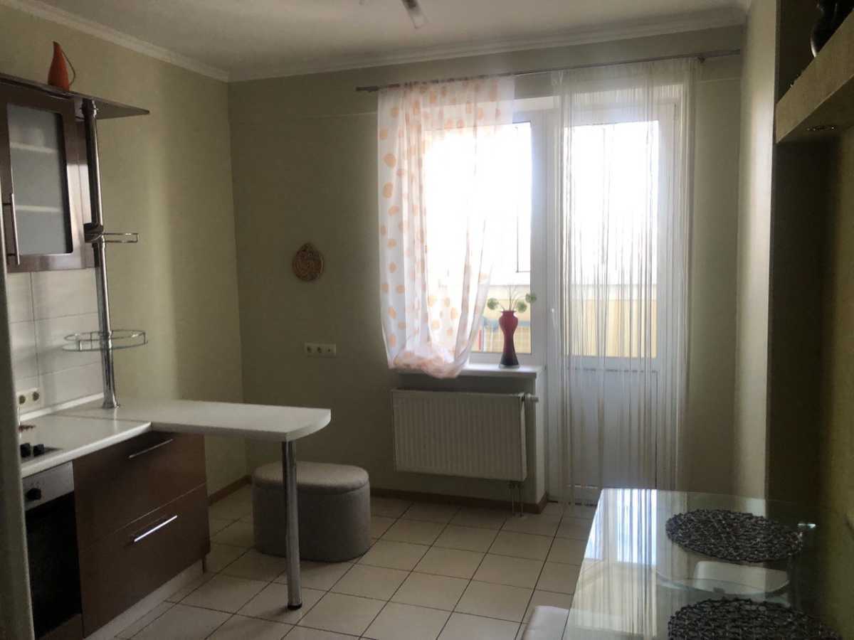 Аренда 1-комнатной квартиры 55 м², Иорданская ул., 1