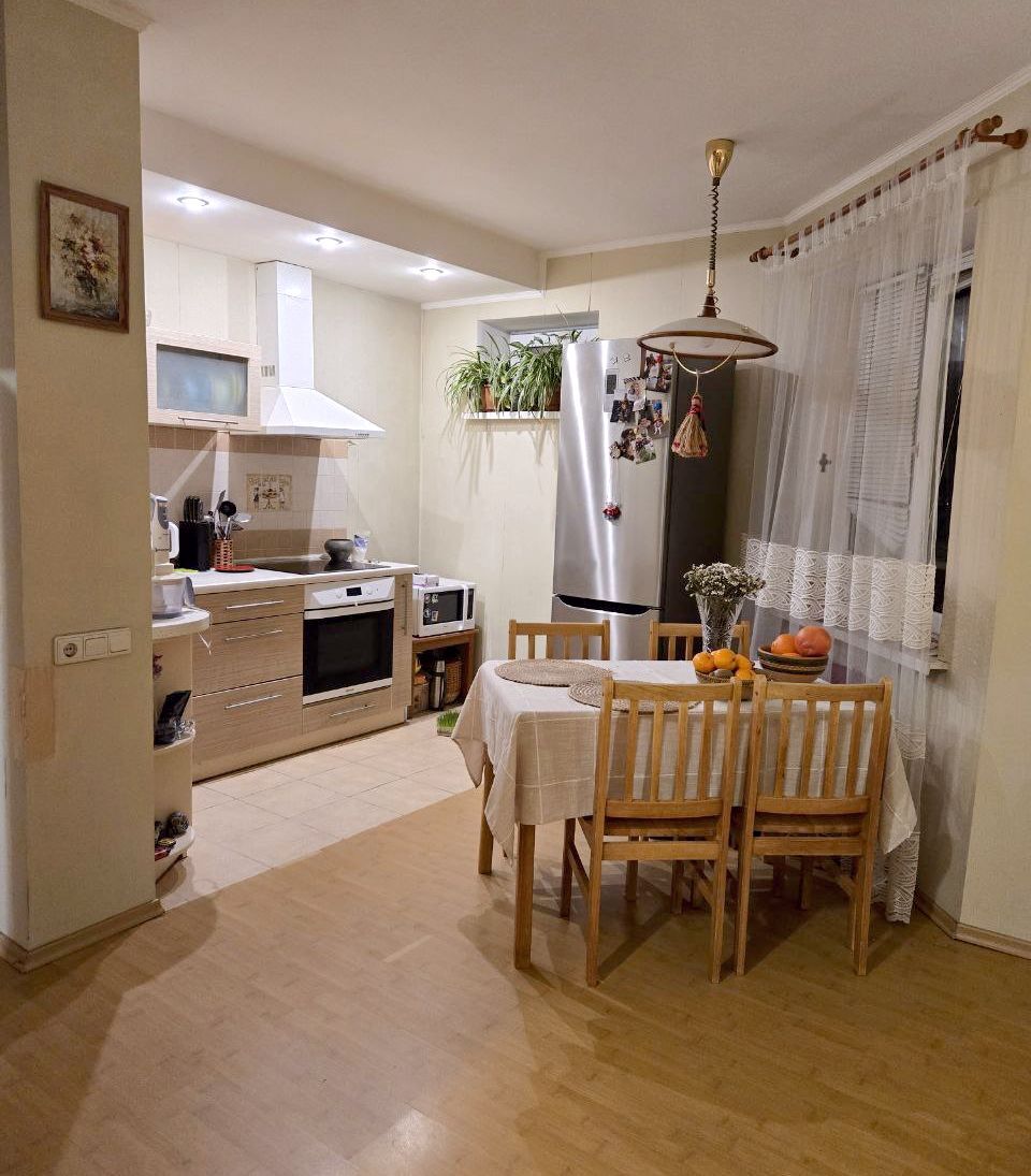 Продажа 2-комнатной квартиры 64 м², Мира просп., 3