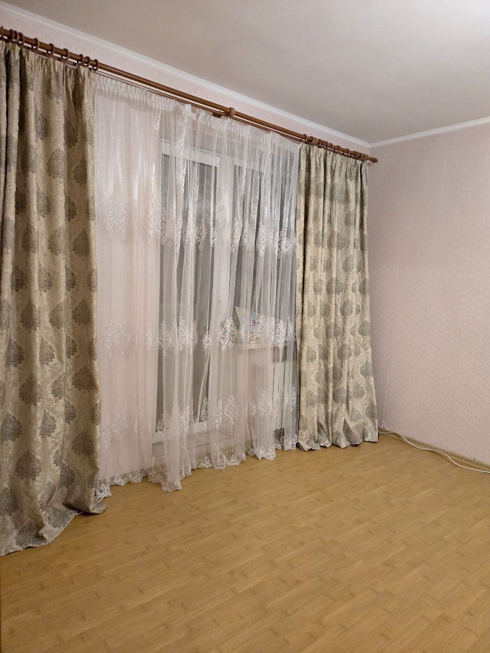 Продажа 2-комнатной квартиры 64 м², Мира просп., 3