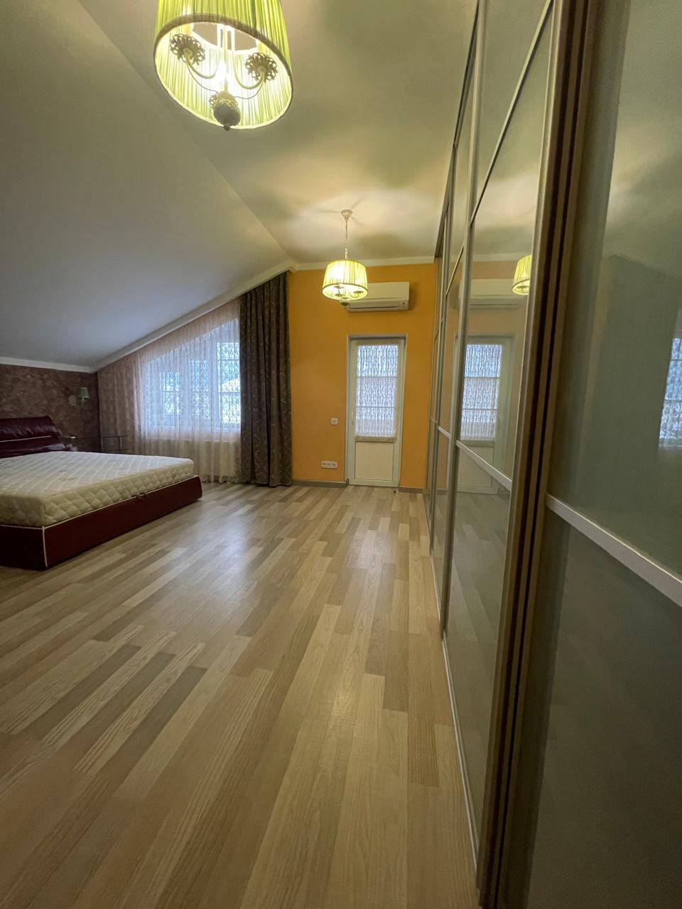 Аренда дуплекса 137 м², Незалежності ,19б