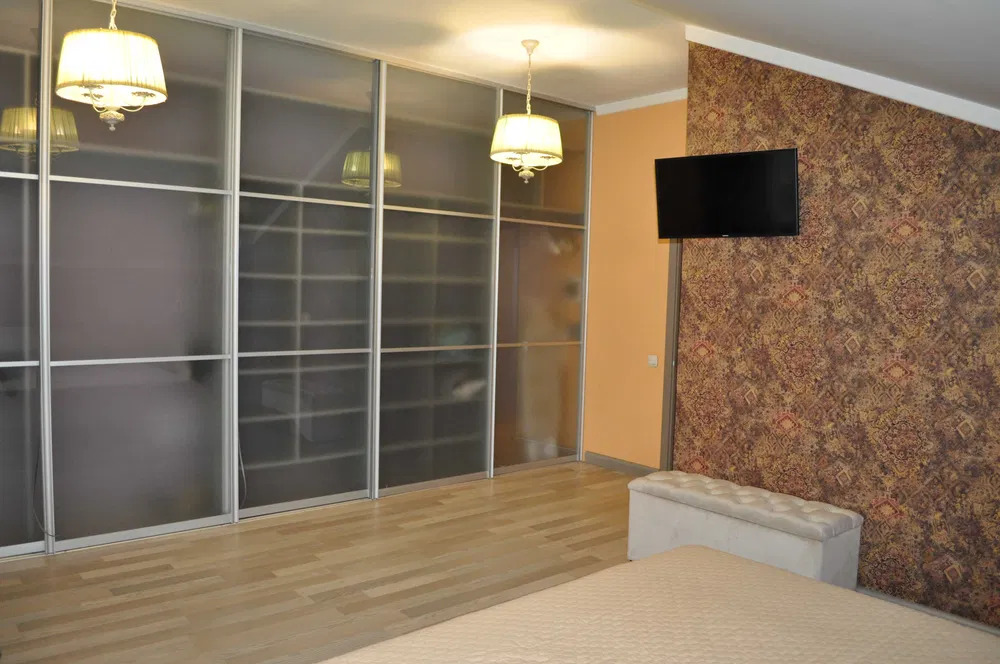 Аренда дуплекса 137 м², Незалежності ,19б