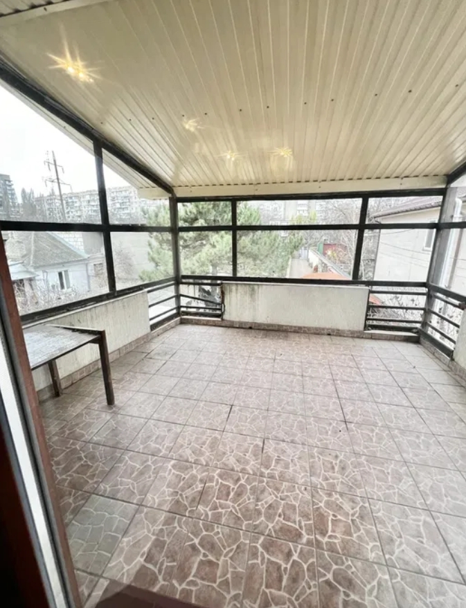 Аренда дома 215 м², Костанди ул.