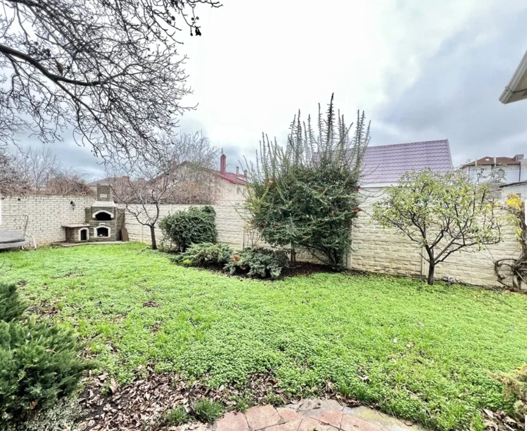 Аренда дома 215 м², Костанди ул.