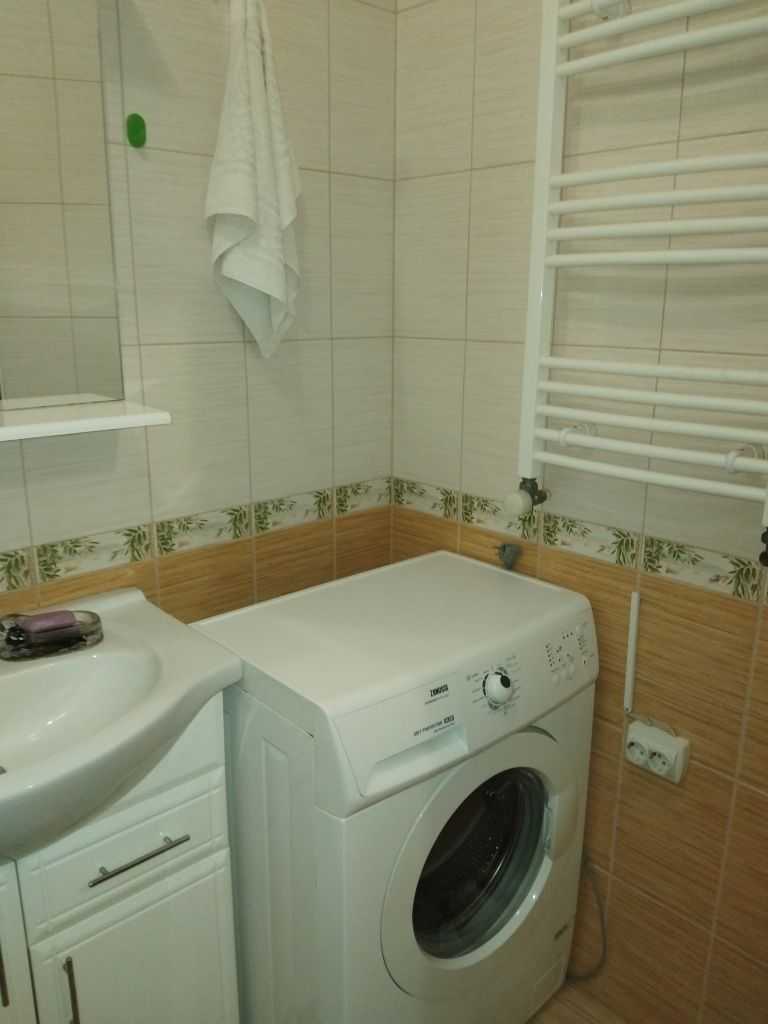 Продажа 2-комнатной квартиры 57 м², Курортна, 2