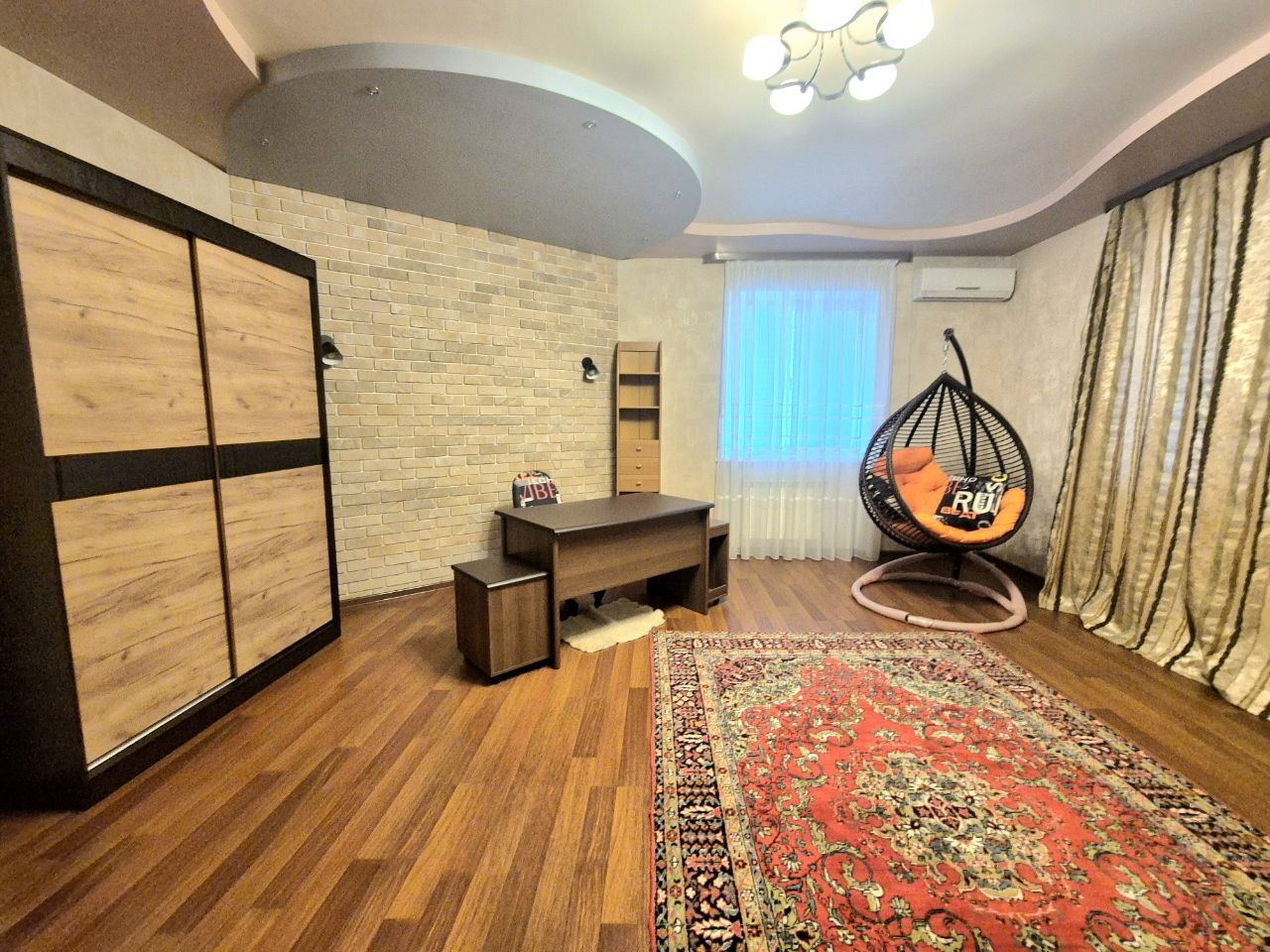 Аренда дома 300 м², 8 Марта (Слобожанское) ул.