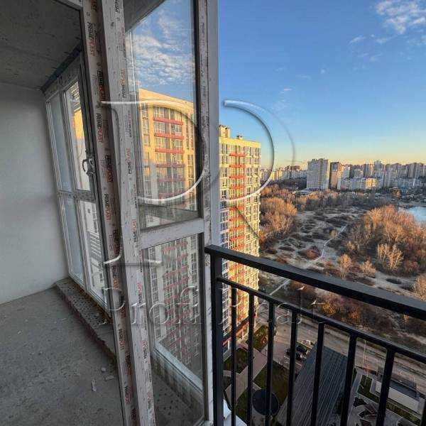 Продажа 2-комнатной квартиры 70 м², Канальная ул., 8Б