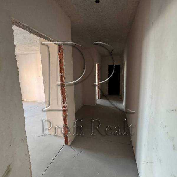 Продажа 2-комнатной квартиры 70 м², Канальная ул., 8Б