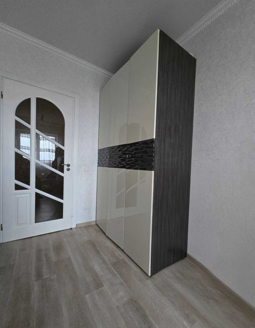 Продажа 3-комнатной квартиры 73 м², Академический пер.