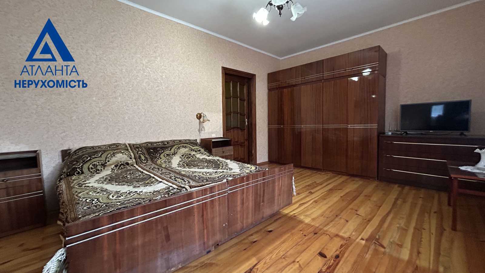 Продажа дома 217 м², грушевського, 8