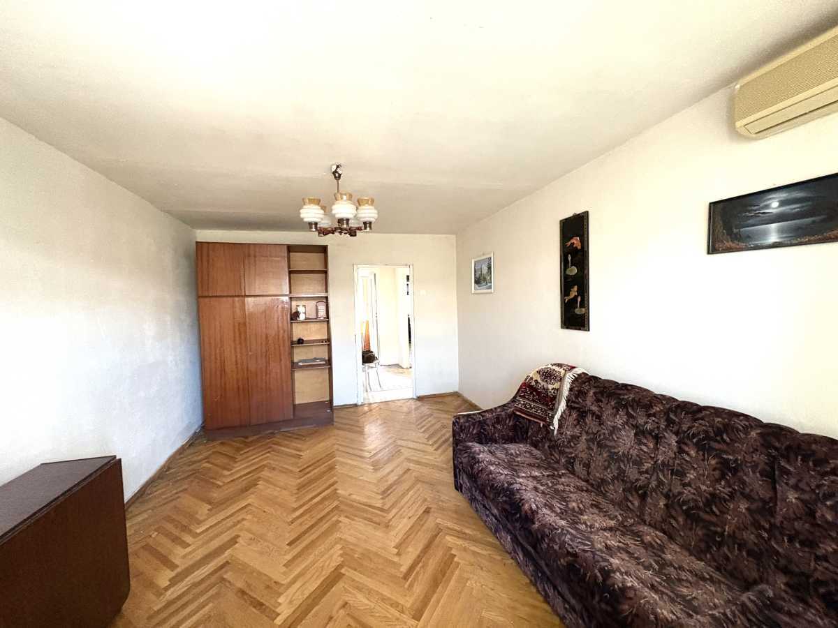 Продажа 3-комнатной квартиры 72.35 м², Хорива ул., 50