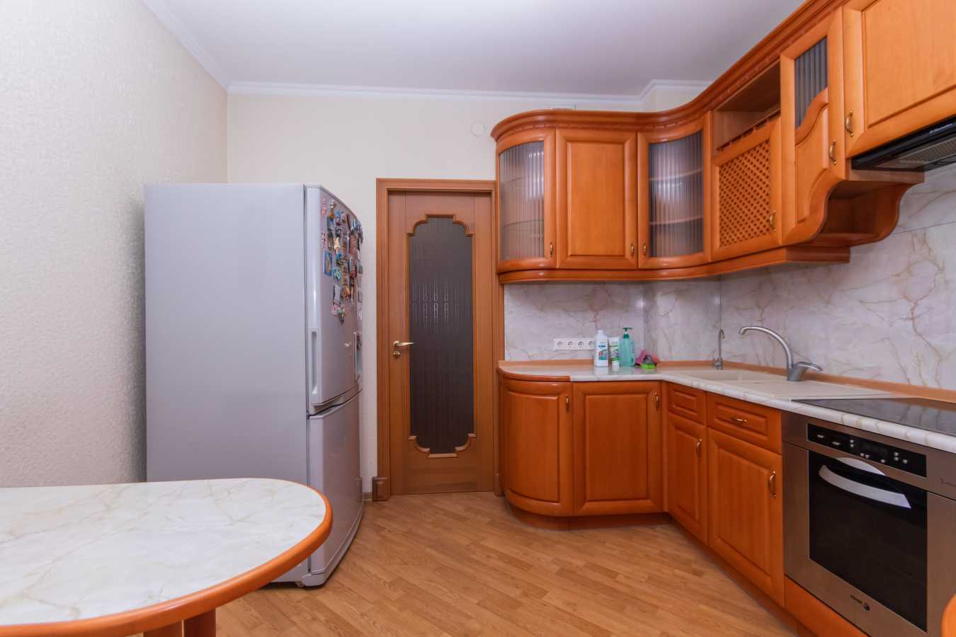 Аренда 3-комнатной квартиры 93 м², Героев Сталинграда просп.