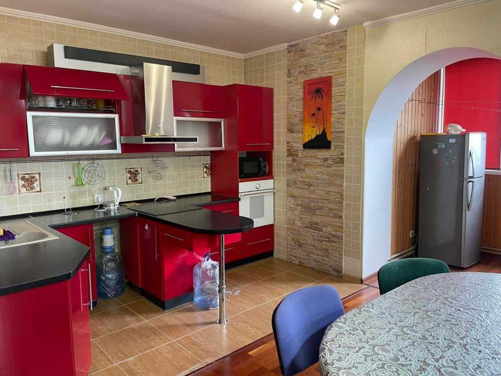 Аренда 3-комнатной квартиры 120 м², Дмитрия Кедрина ул., 53А