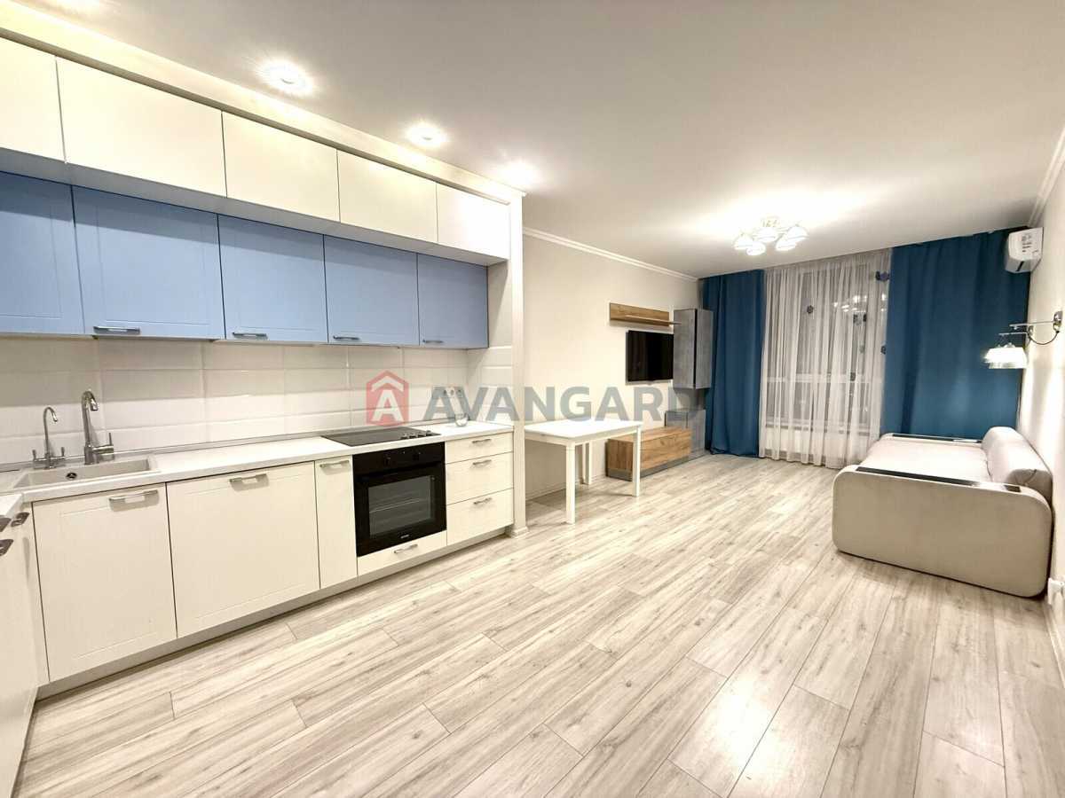 Продаж 3-кімнатної квартири 83 м², Європейська пл., Союзу, 43б