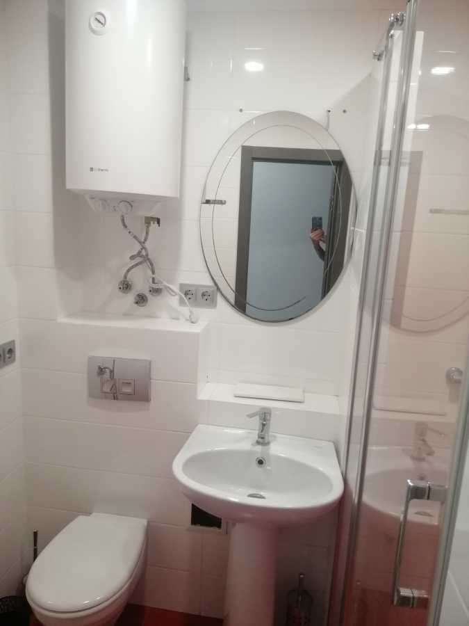 Продажа 1-комнатной квартиры 35 м², Лаврская ул., 4