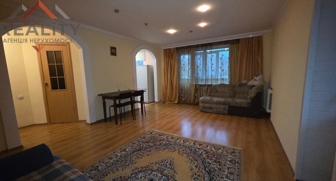 Аренда 1-комнатной квартиры 38 м², Славы бул.