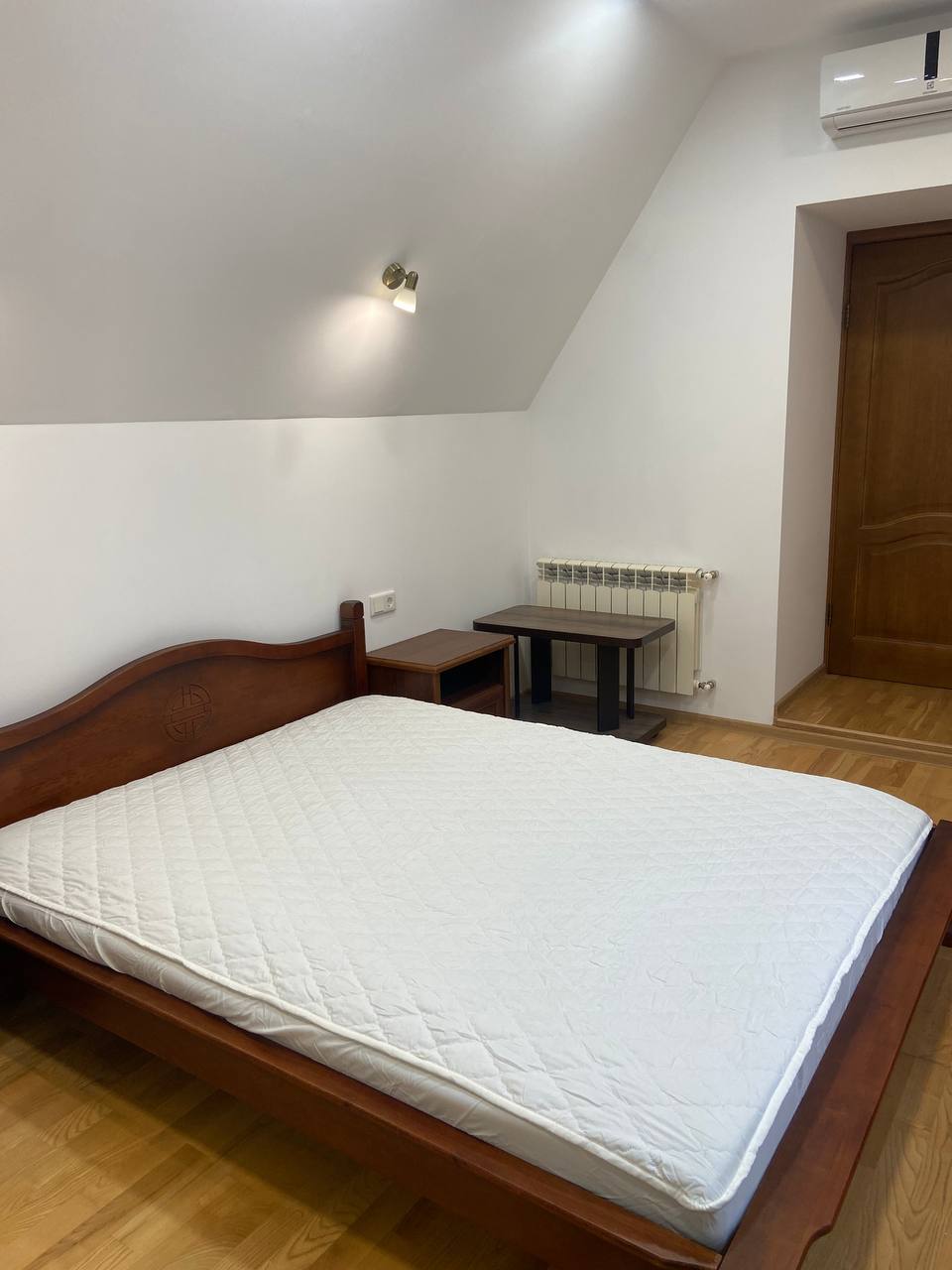 Аренда дома 200 м², Гаражная ул.