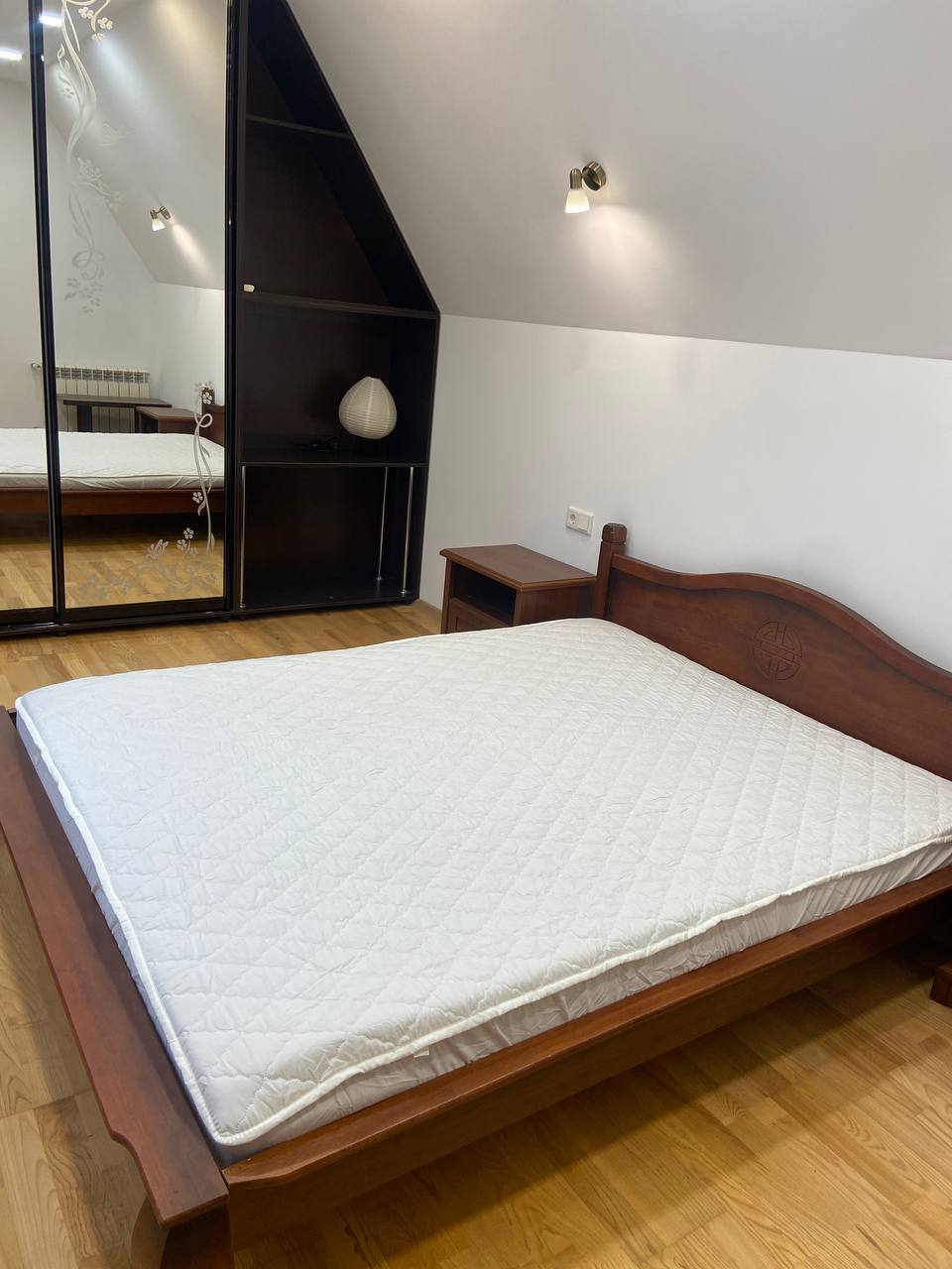 Аренда дома 200 м², Гаражная ул.