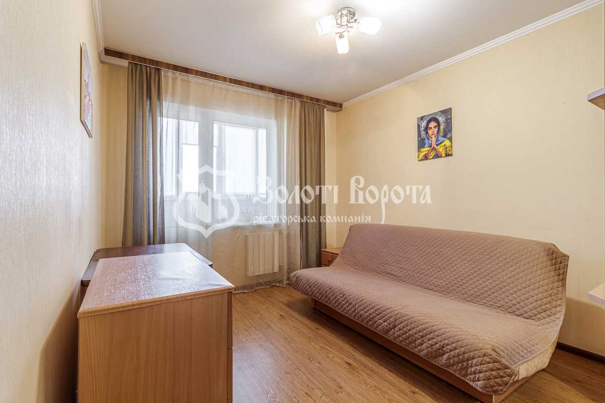 Продажа 3-комнатной квартиры 71.7 м², Владимира Маяковского просп., 14/13