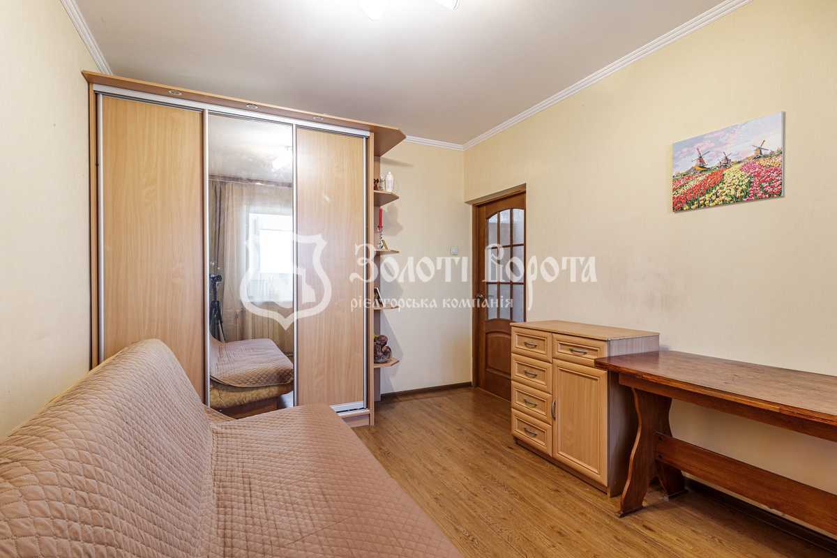 Продажа 3-комнатной квартиры 71.7 м², Владимира Маяковского просп., 14/13