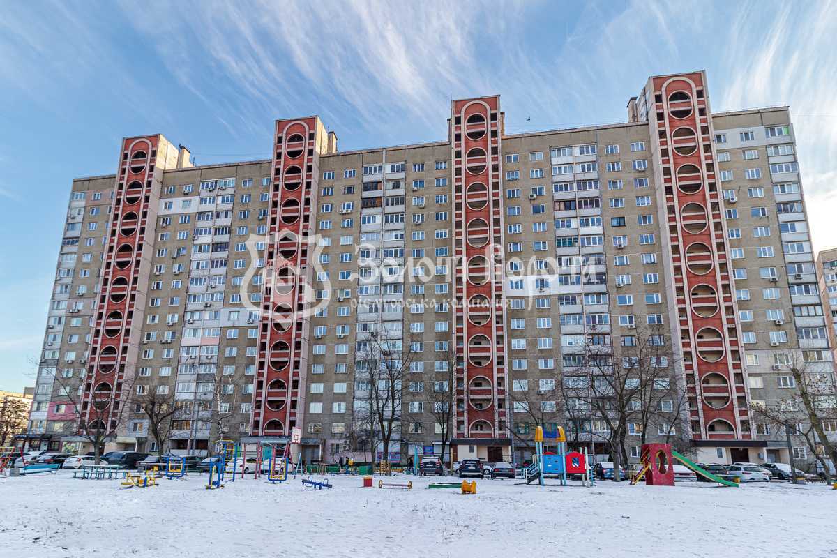 Продажа 3-комнатной квартиры 71.7 м², Владимира Маяковского просп., 14/13