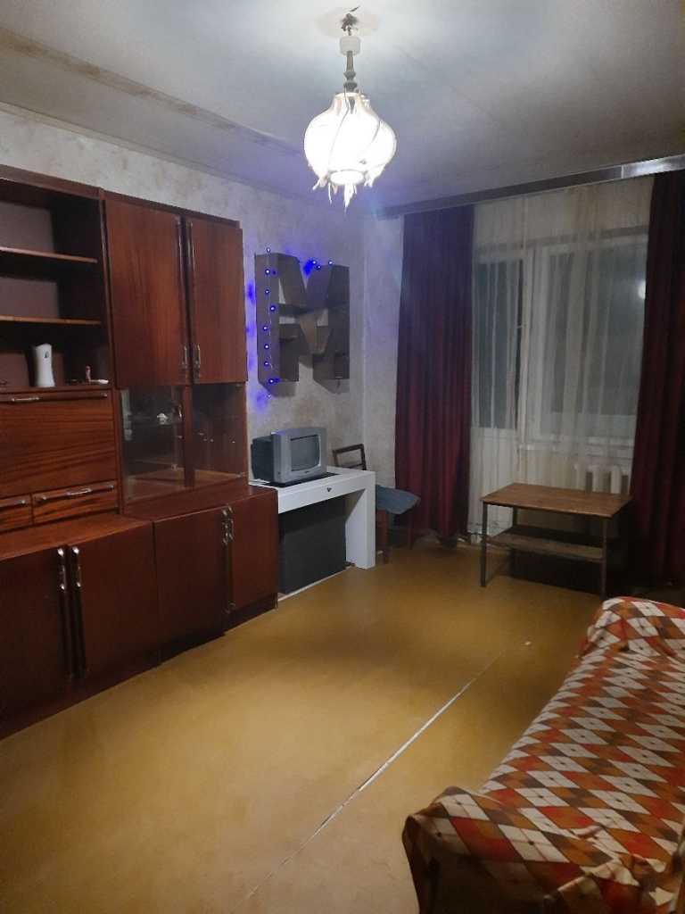 Оренда 2-кімнатної квартири 52 м², Будівельників вул., 5