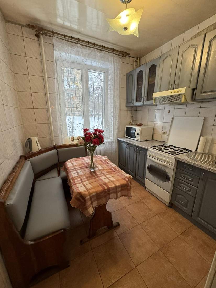 Аренда 3-комнатной квартиры 55 м², Уманская ул., 23/9