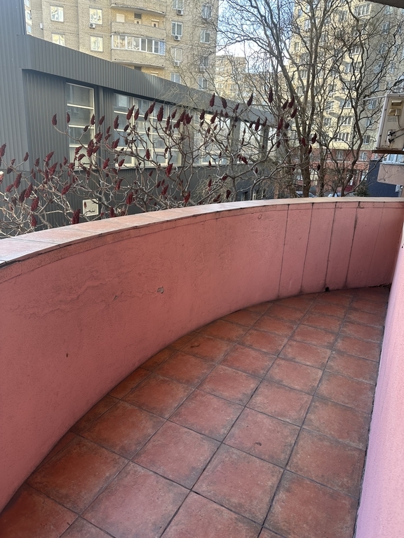 Оренда офісу 68 м², Євгена Сверстюка вул., 21